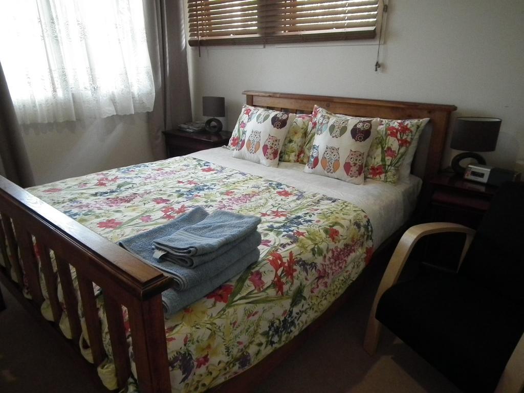 Frenchs Forest Bed And Breakfast Sydney Bagian luar foto